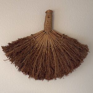Vintage Handcrafted Brown Straw and Dried Floral Fan Wall Decor